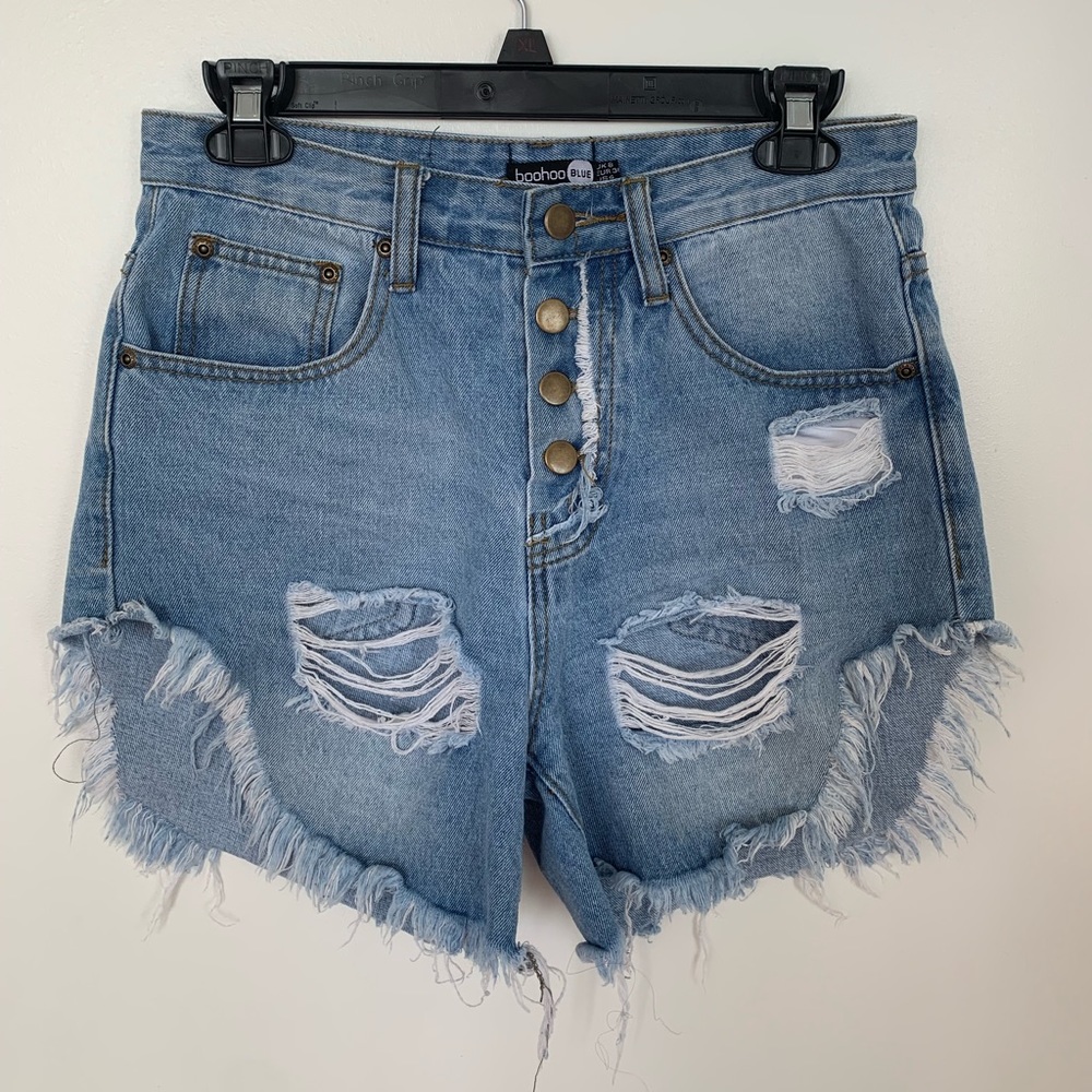 Boohoo Ripped Denim Shorts!